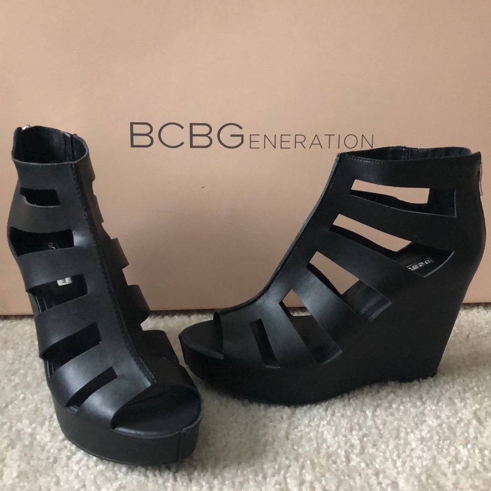 BCBG Wedge heels
